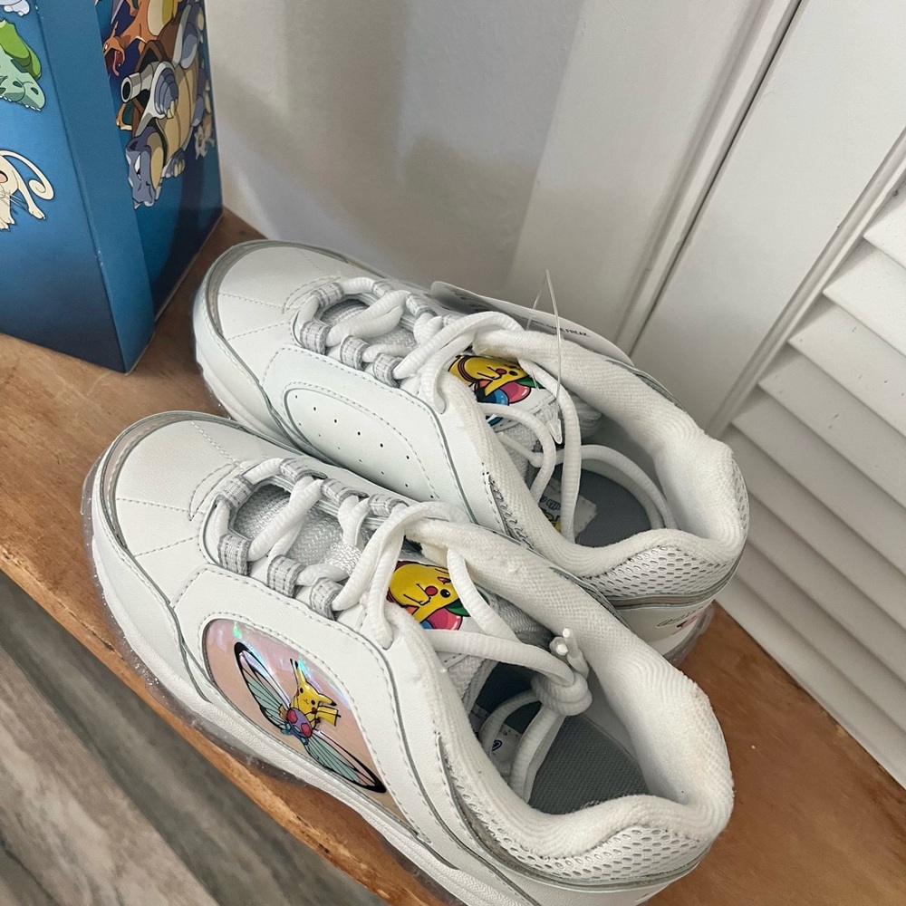 Vintage Brand New Pokemon Kids Sneakers - Picture 5 of 13